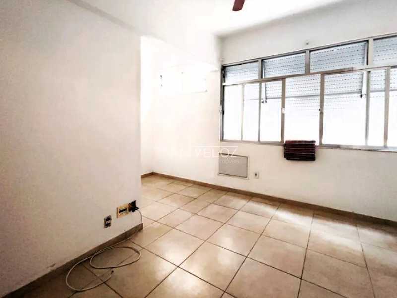 Apartamento à venda com 2 quartos, 91m² - Foto 9