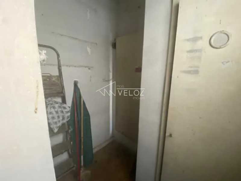 Apartamento à venda com 3 quartos, 100m² - Foto 2