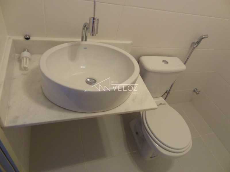 Apartamento à venda com 2 quartos, 69m² - Foto 11