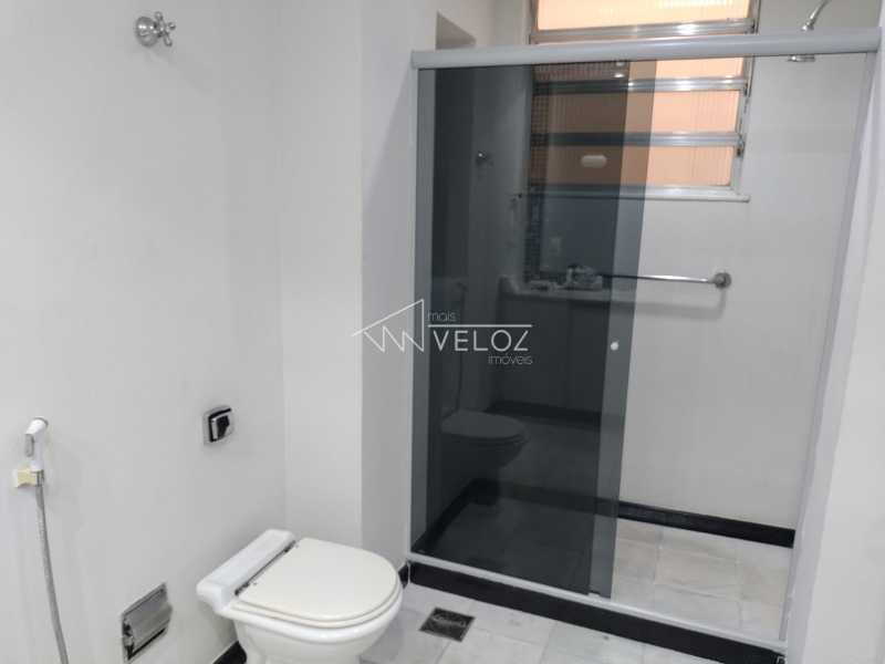 Cobertura à venda com 3 quartos, 250m² - Foto 14