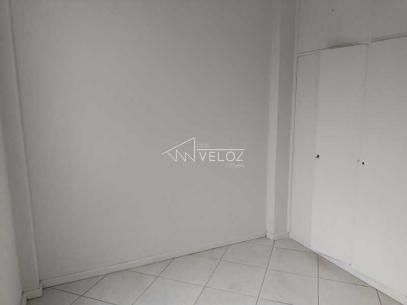 Cobertura à venda com 3 quartos, 250m² - Foto 22