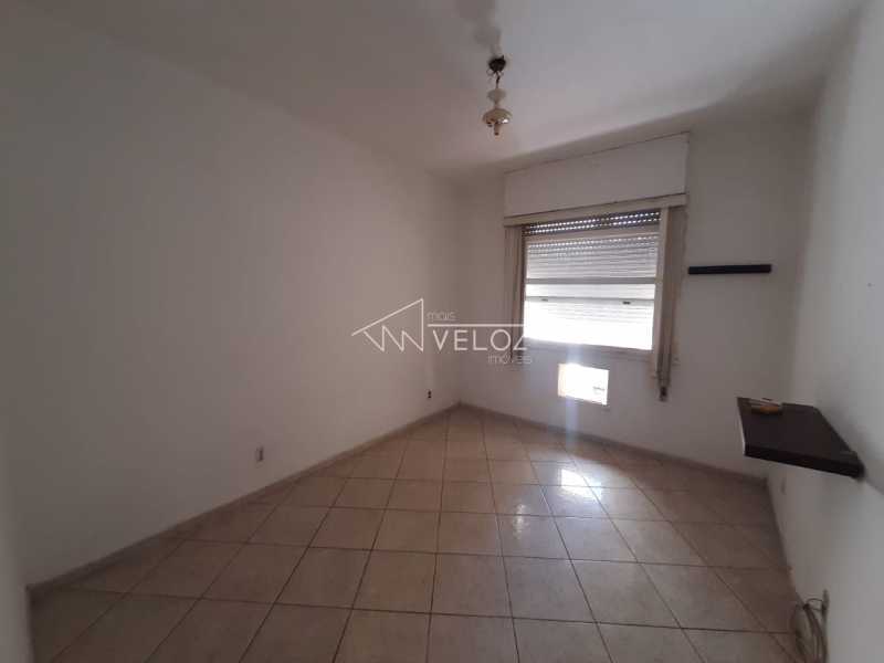 Apartamento à venda com 3 quartos, 120m² - Foto 2