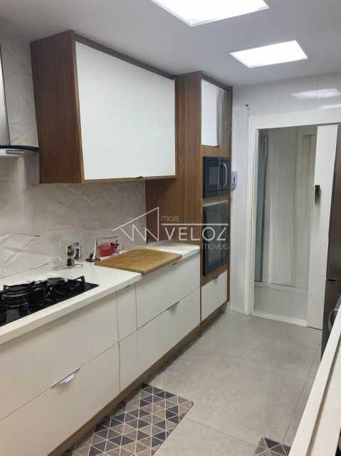 Apartamento à venda com 3 quartos, 139m² - Foto 9