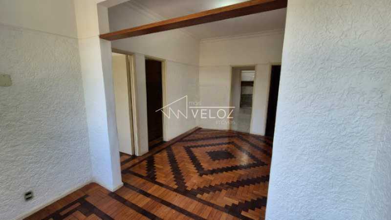 Apartamento à venda com 2 quartos, 58m² - Foto 4