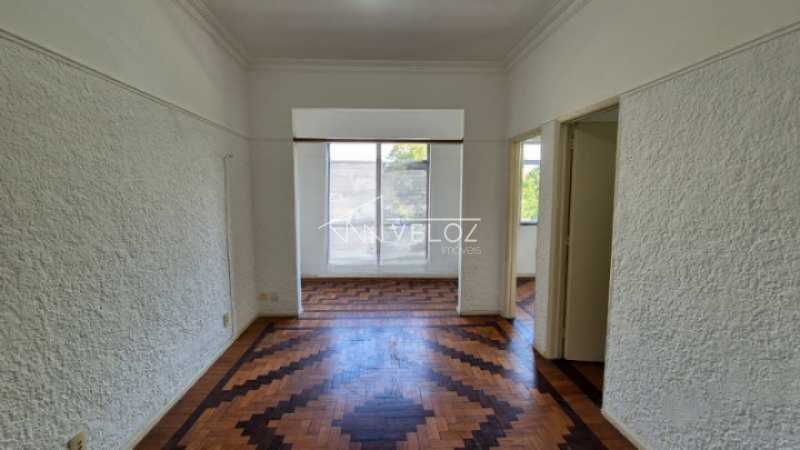 Apartamento à venda com 2 quartos, 58m² - Foto 1