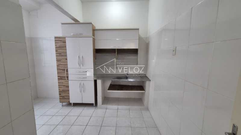 Apartamento à venda com 2 quartos, 58m² - Foto 6