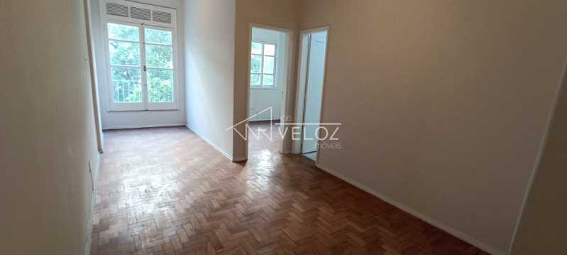 Apartamento à venda com 1 quarto, 38m² - Foto 19