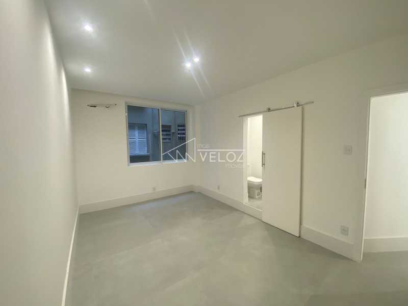 Apartamento à venda com 3 quartos, 110m² - Foto 12