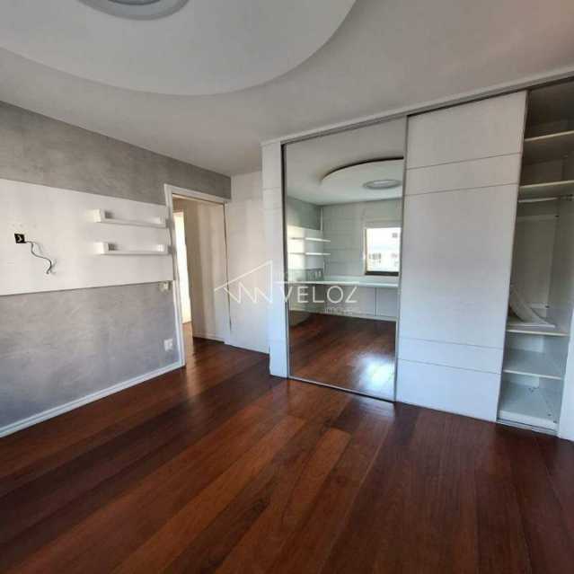 Cobertura à venda com 3 quartos, 228m² - Foto 16