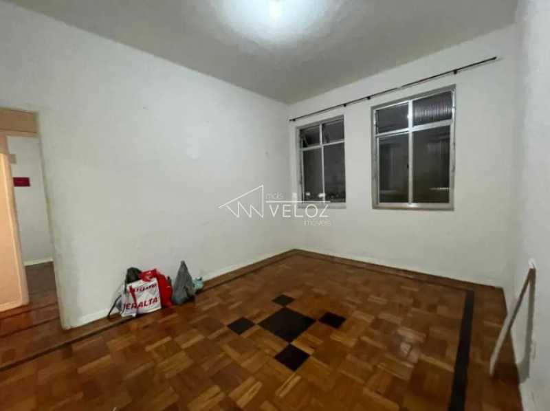 Apartamento à venda com 2 quartos, 83m² - Foto 1