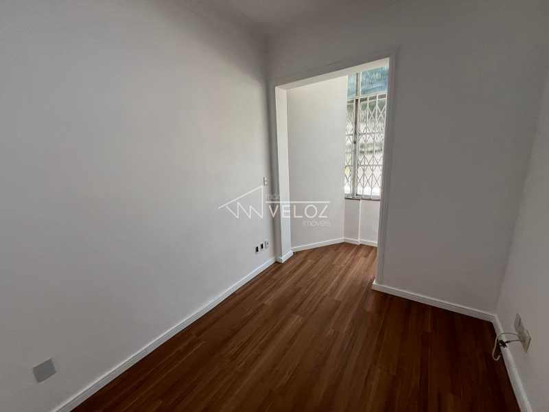 Apartamento à venda com 2 quartos, 85m² - Foto 7