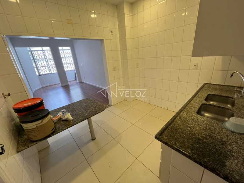 Apartamento à venda com 2 quartos, 85m² - Foto 22