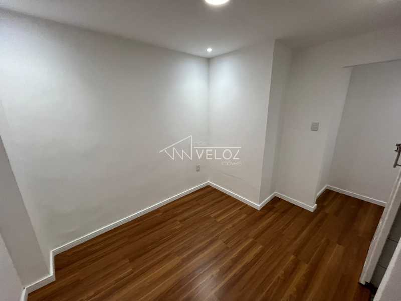 Apartamento à venda com 2 quartos, 85m² - Foto 13