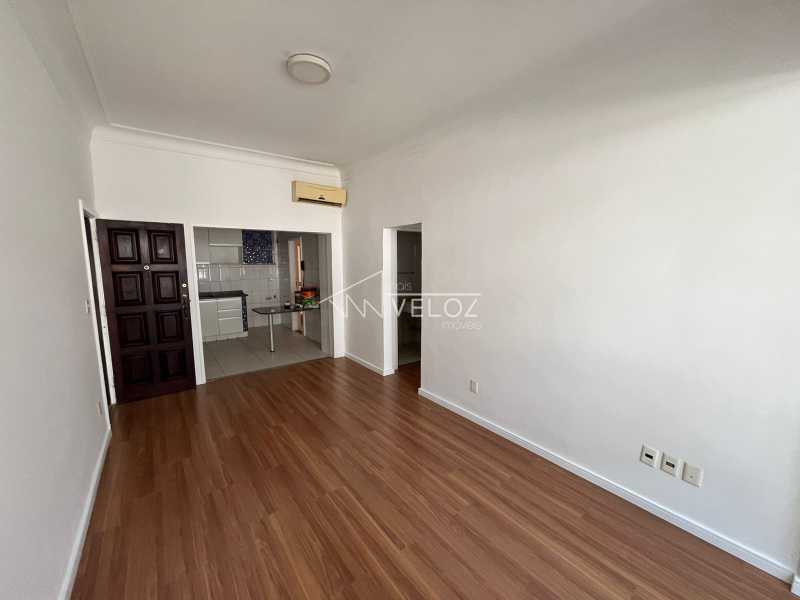 Apartamento à venda com 2 quartos, 85m² - Foto 4