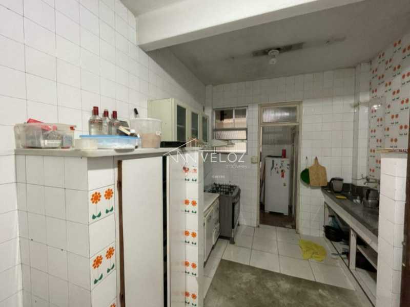 Apartamento à venda com 3 quartos, 70m² - Foto 18