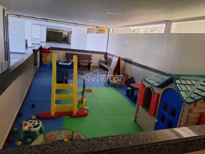 Apartamento à venda com 3 quartos, 125m² - Foto 16