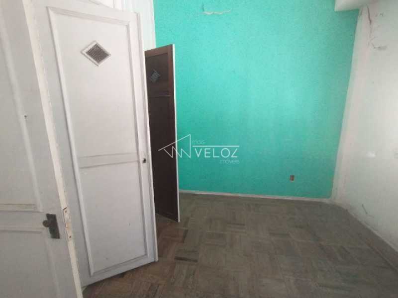 Apartamento à venda com 4 quartos, 153m² - Foto 3