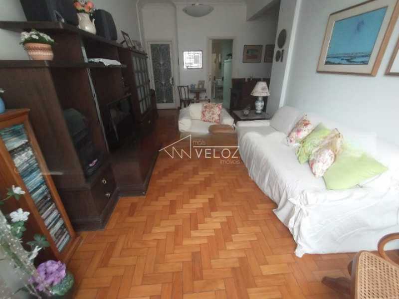 Apartamento à venda com 3 quartos, 109m² - Foto 2