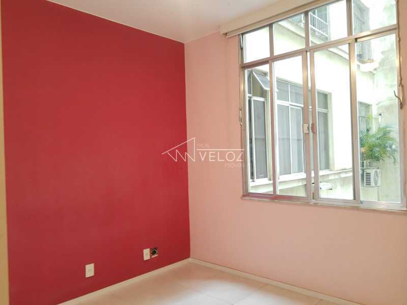 Apartamento à venda com 2 quartos, 80m² - Foto 11