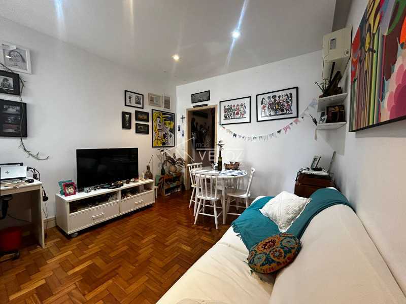 Apartamento à venda com 2 quartos, 85m² - Foto 3