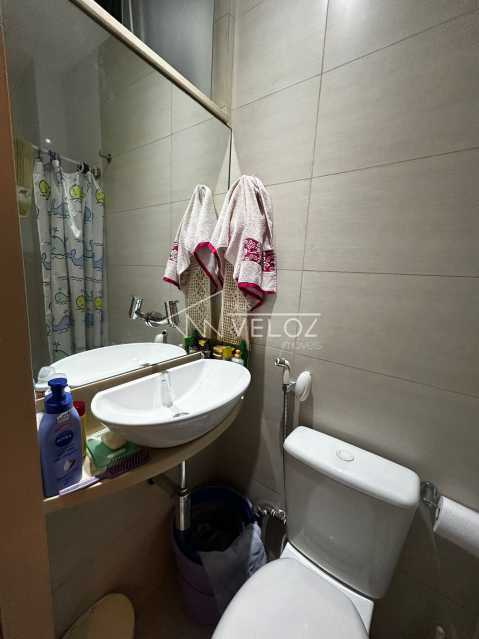 Apartamento à venda com 2 quartos, 85m² - Foto 27