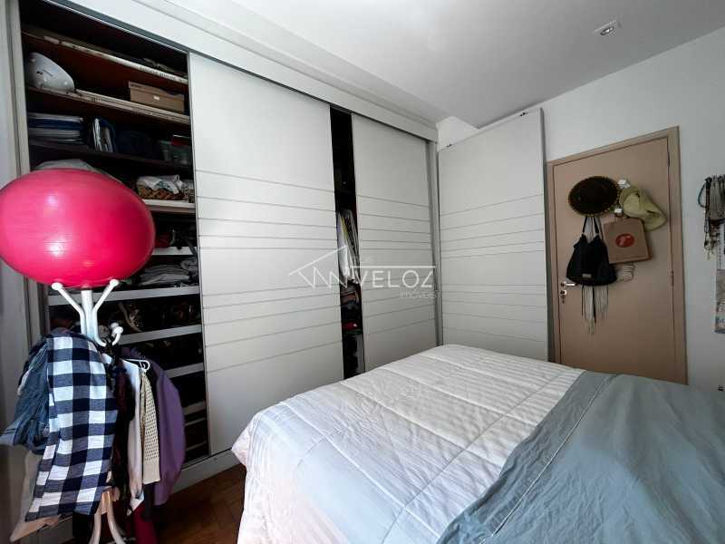 Apartamento à venda com 2 quartos, 85m² - Foto 31