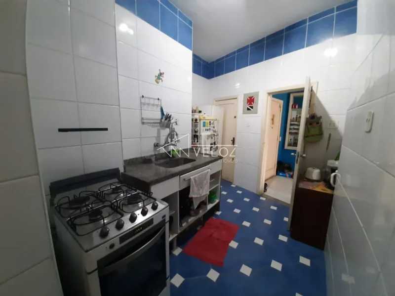 Apartamento à venda com 2 quartos, 85m² - Foto 10