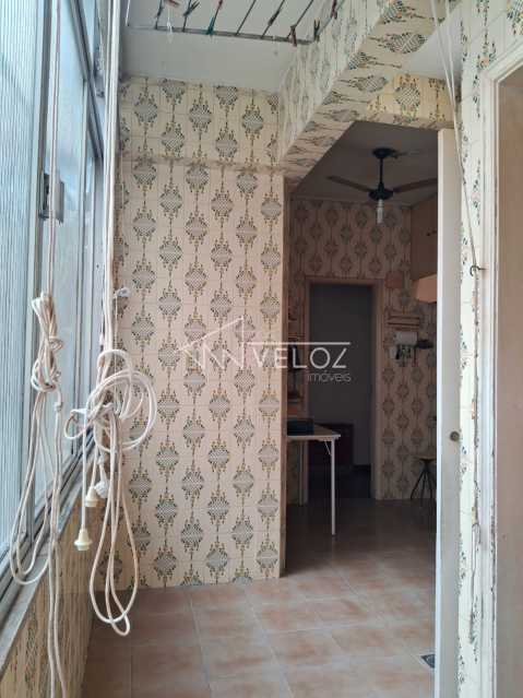 Apartamento à venda com 2 quartos, 76m² - Foto 10