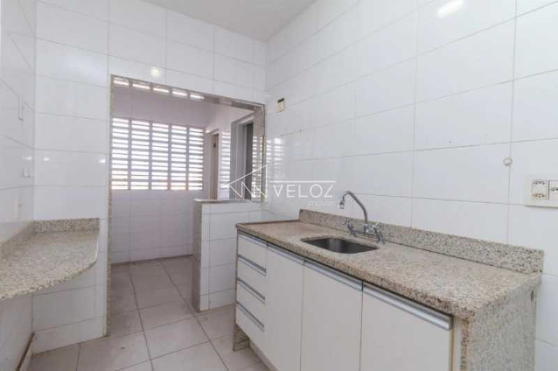 Apartamento à venda com 2 quartos, 61m² - Foto 10