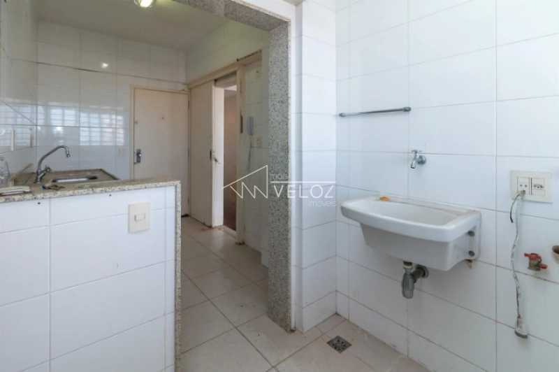 Apartamento à venda com 2 quartos, 61m² - Foto 16