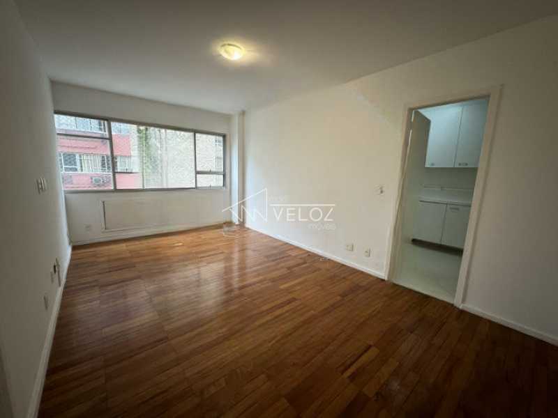 Apartamento à venda com 3 quartos, 82m² - Foto 1