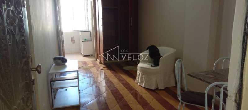 Apartamento à venda com 1 quarto, 38m² - Foto 2