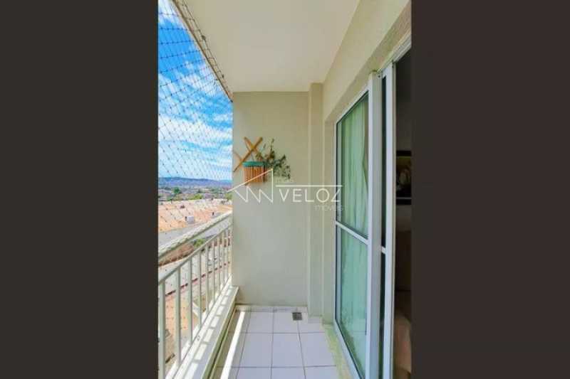 Apartamento à venda com 3 quartos, 66m² - Foto 3