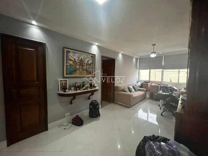 Apartamento à venda com 5 quartos, 185m² - Foto 2