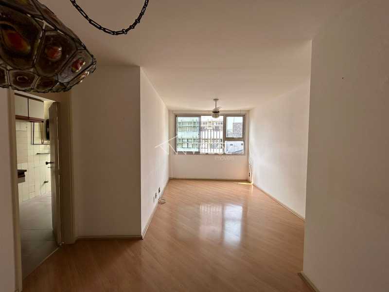 Apartamento à venda com 2 quartos, 72m² - Foto 1