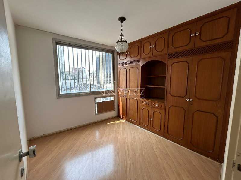 Apartamento à venda com 2 quartos, 72m² - Foto 7