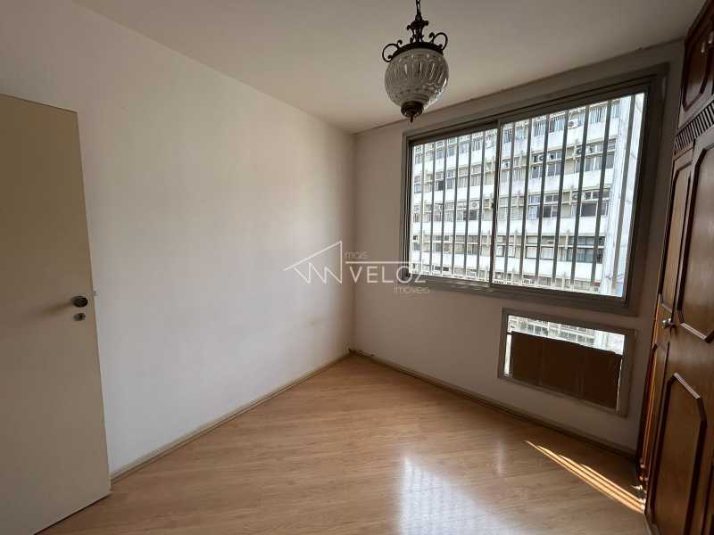 Apartamento à venda com 2 quartos, 72m² - Foto 9