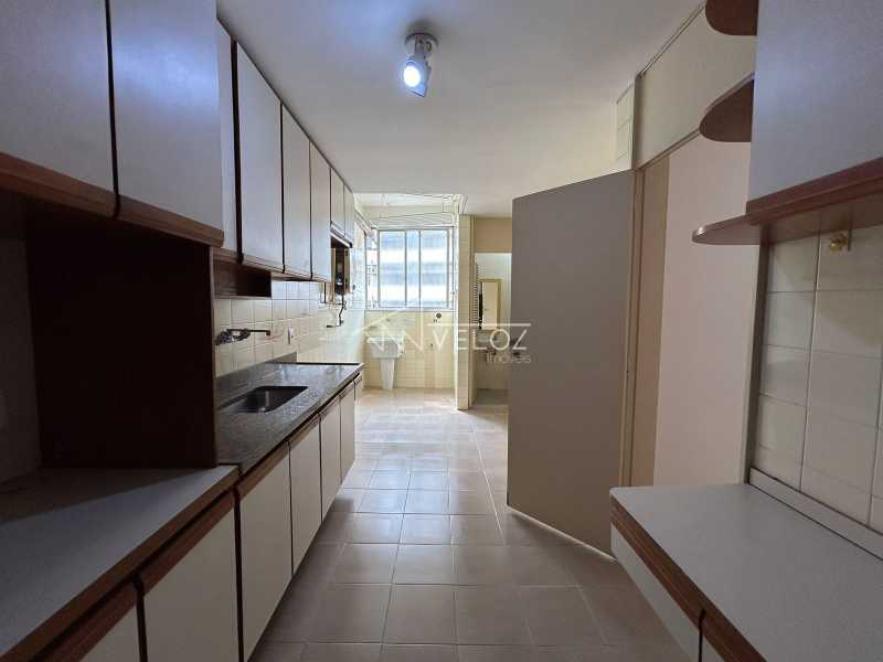 Apartamento à venda com 2 quartos, 72m² - Foto 19