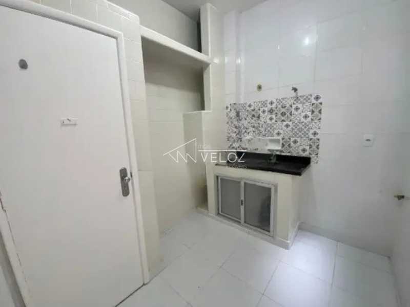 Apartamento à venda com 2 quartos, 66m² - Foto 17