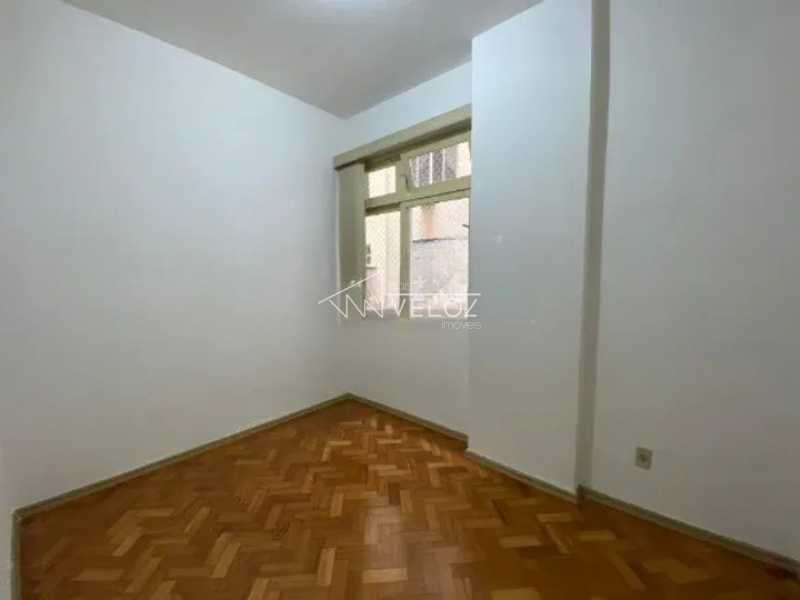 Apartamento à venda com 2 quartos, 66m² - Foto 5