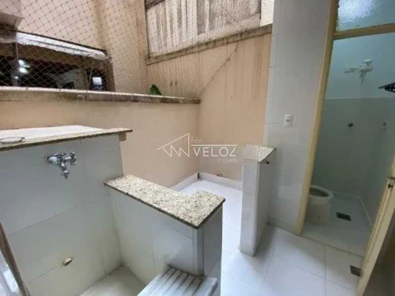 Apartamento à venda com 2 quartos, 66m² - Foto 11