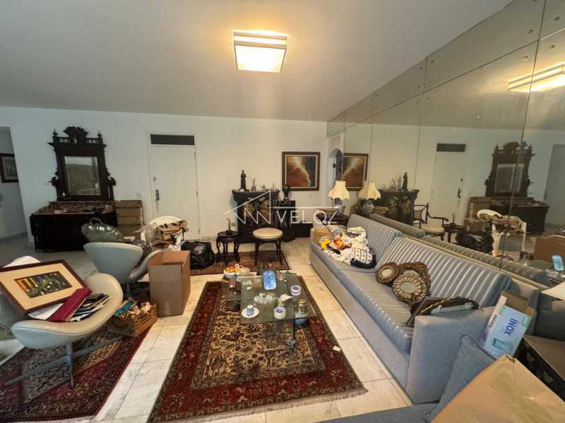 Apartamento à venda com 3 quartos, 167m² - Foto 14