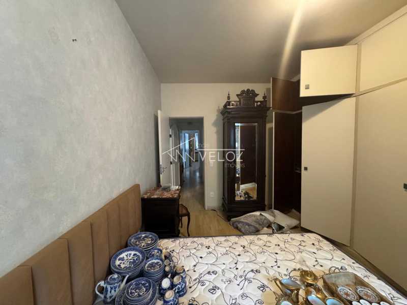 Apartamento à venda com 3 quartos, 167m² - Foto 11