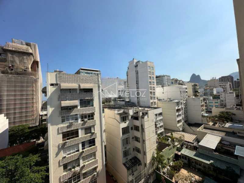 Apartamento à venda com 1 quarto, 40m² - Foto 1