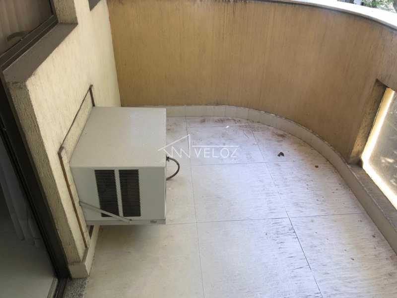 Apartamento à venda com 3 quartos, 90m² - Foto 1