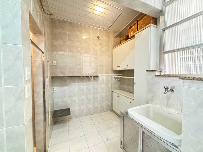 Apartamento à venda com 2 quartos, 70m² - Foto 7