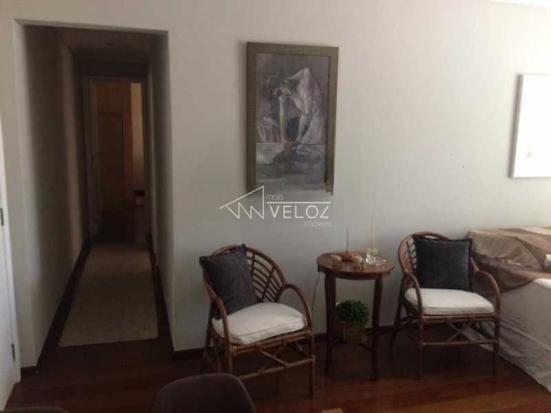 Apartamento à venda com 2 quartos, 79m² - Foto 4