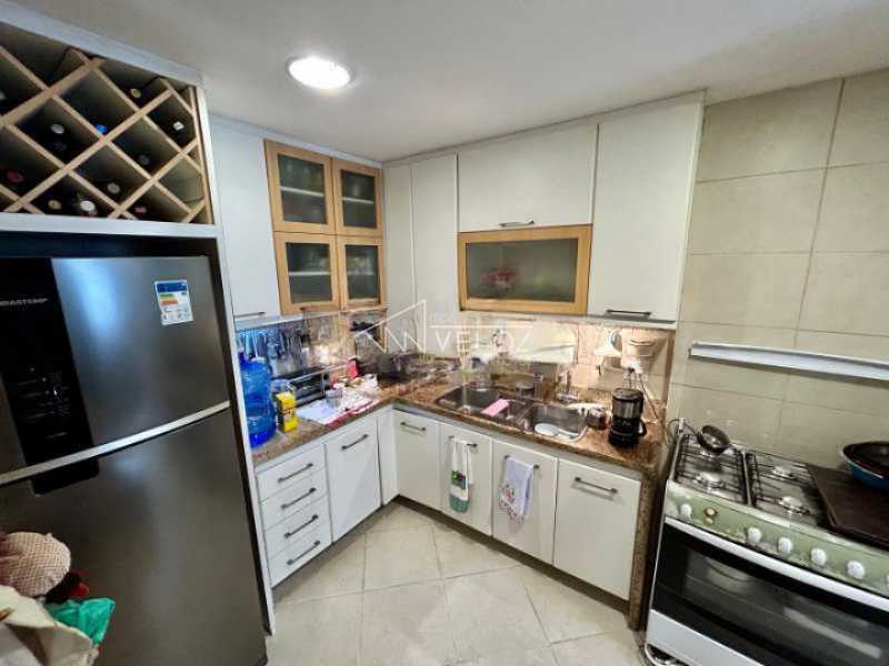 Apartamento à venda com 3 quartos, 137m² - Foto 7