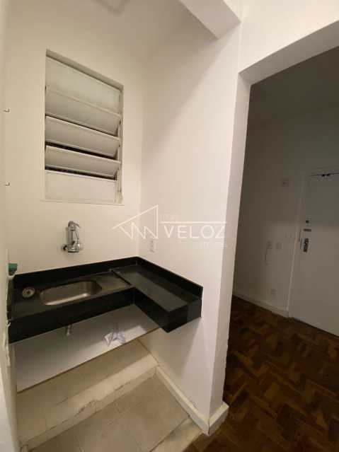 Apartamento à venda com 1 quarto, 30m² - Foto 12