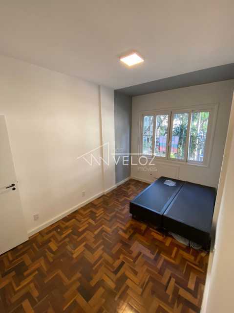 Apartamento à venda com 1 quarto, 30m² - Foto 2